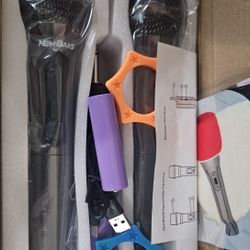 2 Universal MICROPHONES