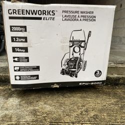 2000 PSI Pressure Washers 