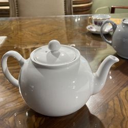 Vintage Pristine England Tea Kettle Teapot 