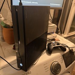 Microsoft Xbox One Console Black Model 1540 With Power Supply - Works