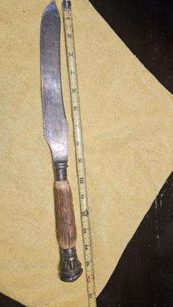 A magnificent Victorian spalding & co carving knife with horn