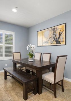 Beautiful Wood Dining Set + 4 Dining Chairs and Bench