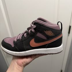 Jordan 1mid