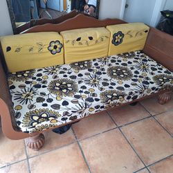 Solid wood vintage carved sofa 77" $95 must pick up today