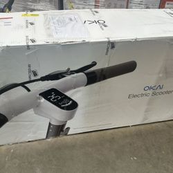 Okai Ceetle Pro electric scooter with foldable seat 35 mile range 15.5mph 