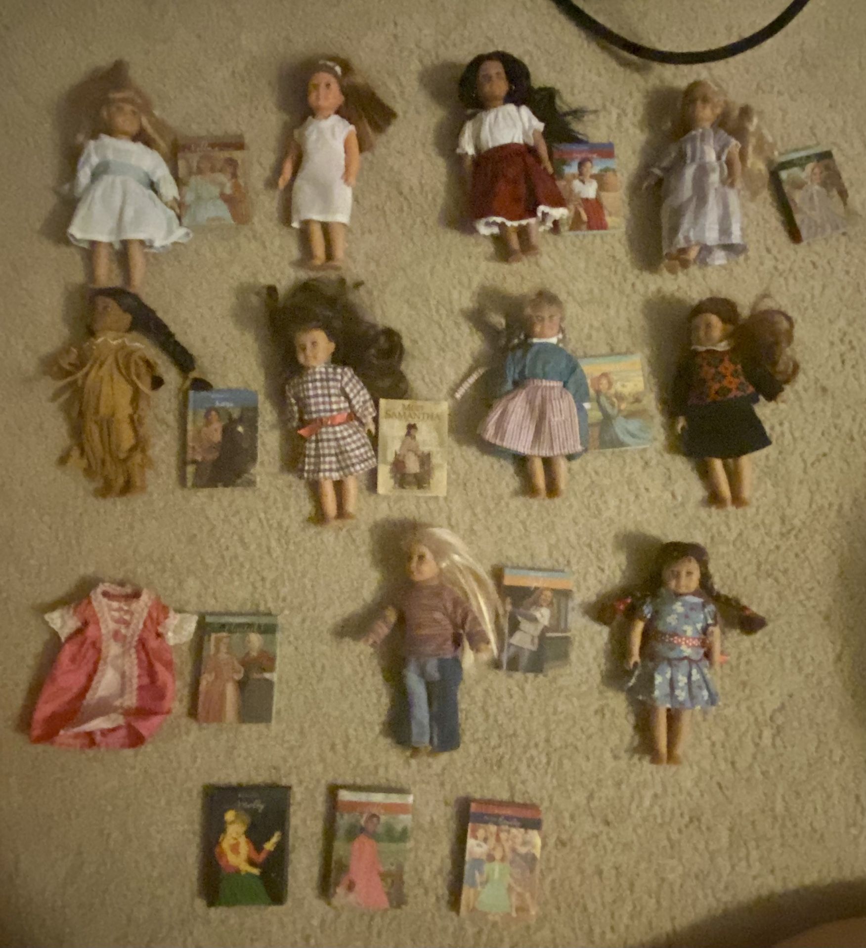American Girl Mini Dolls With Books And Extra