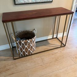 Mango wood console table with metal legs