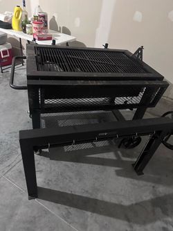 Barbecue pit