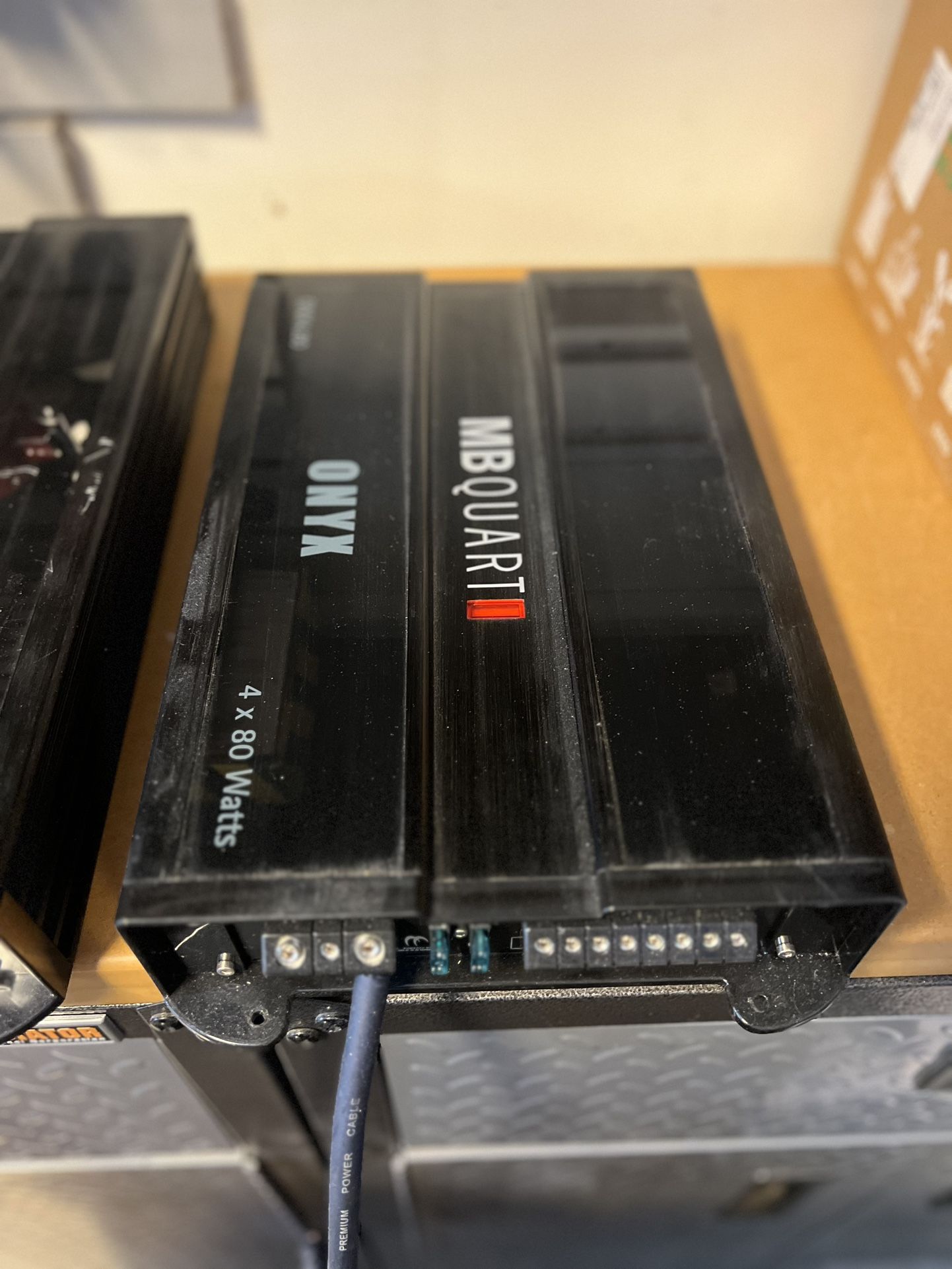 Car Speaker Amp — MB Quart ONX4.80 4 Channel Amplifier 4 x 80 @ 4 OHMS