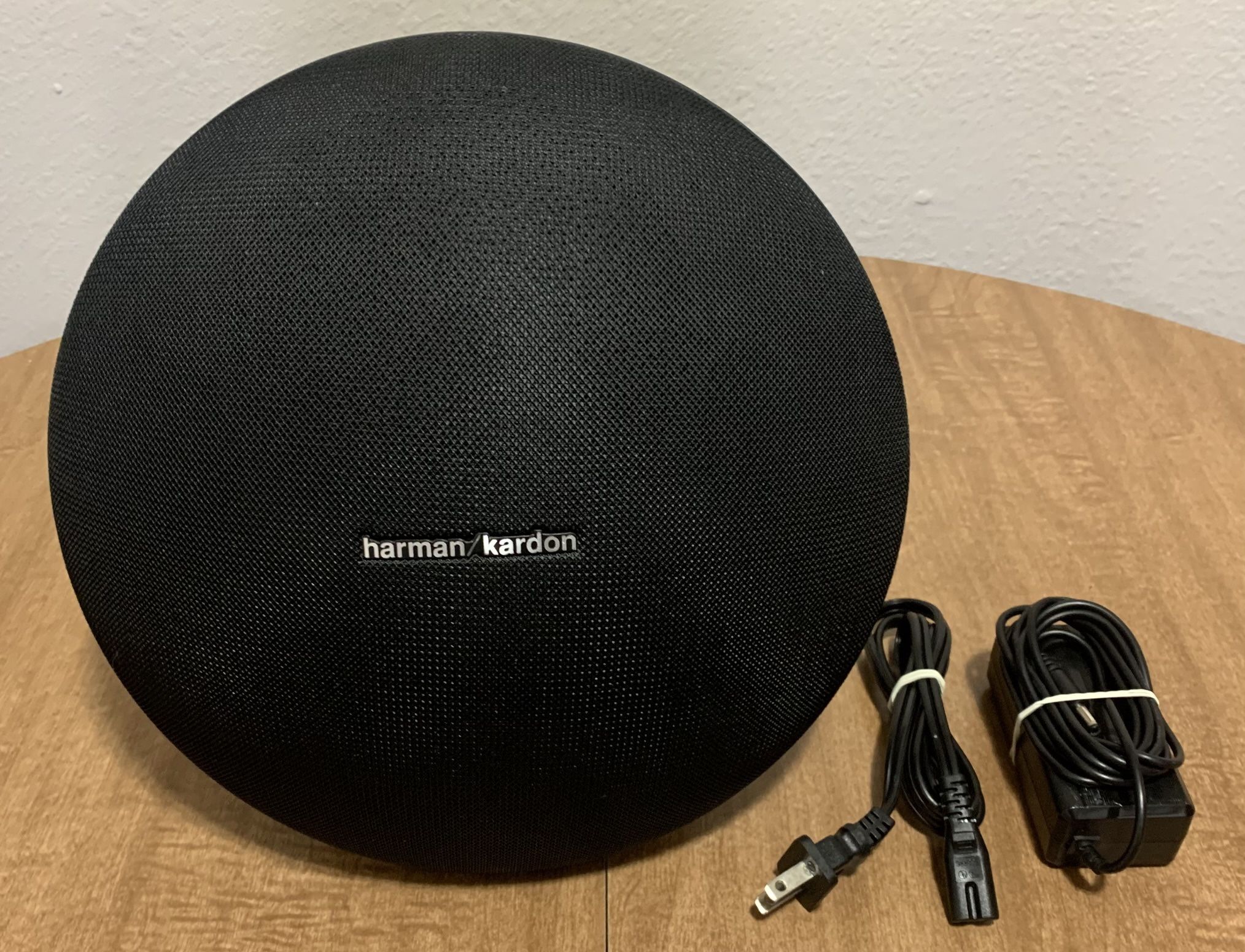 Harmon Kardon Onyx Studio 3 Bluetooth Speaker