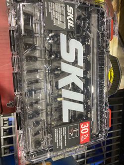 SKIL 30-Piece Carbide-Tipped Router Bit Set