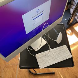 24 iMac Desktop