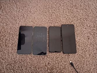 Lot of 4 Smartphones - iPhone, Samsung, Motorola read DISCRIPTION!!!