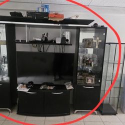 Living Room Set (Media Center)