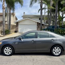 Toyota Camry LE 2011
