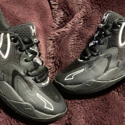 Puma Size 7