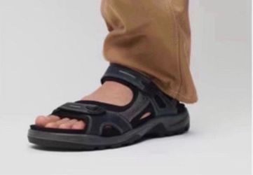 ECCO Men’s Yucatan Sport Sandal Size 47