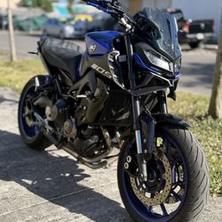 YAMAHA MT 09 V2