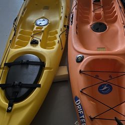 Ocean Drifter 12’6” Kayaks & Trailer