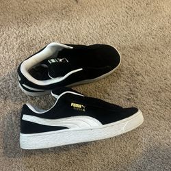 Puma Suedes Tennis Shoes 