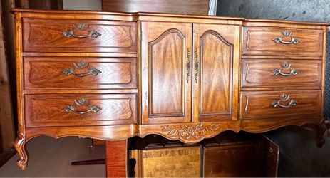 Thomasville Dresser