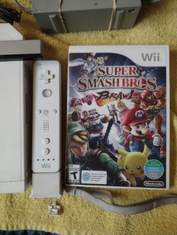 Nintendo Wii complete all in good shape and in good working order with game no offers no trade 75th Ave Indian School serious buyers only please