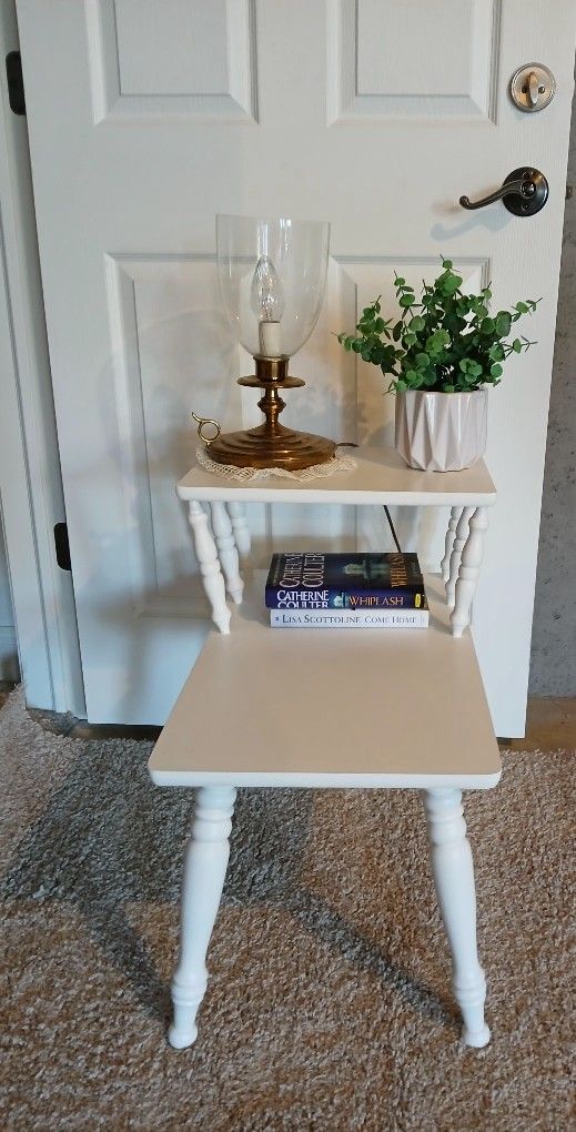 Vintage 2 Shelf Side Table/Nightstand