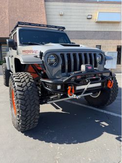2022 jeep Mojave gladiator