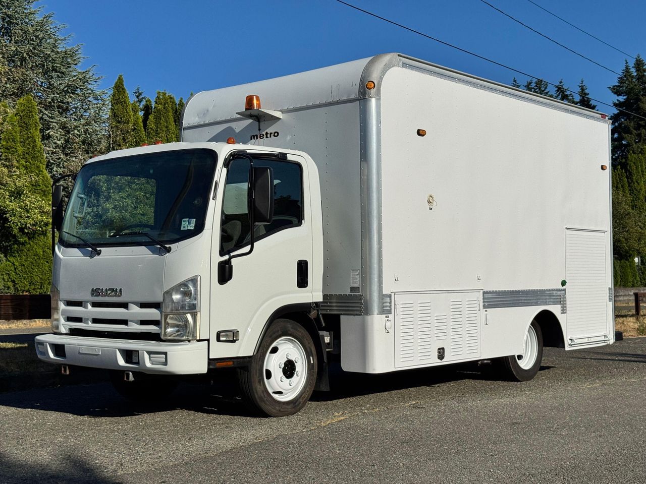 2009 Isuzu Nqr