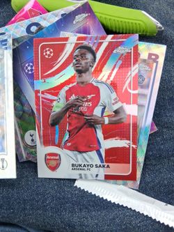 Bukayo Saka Topps Chrome 