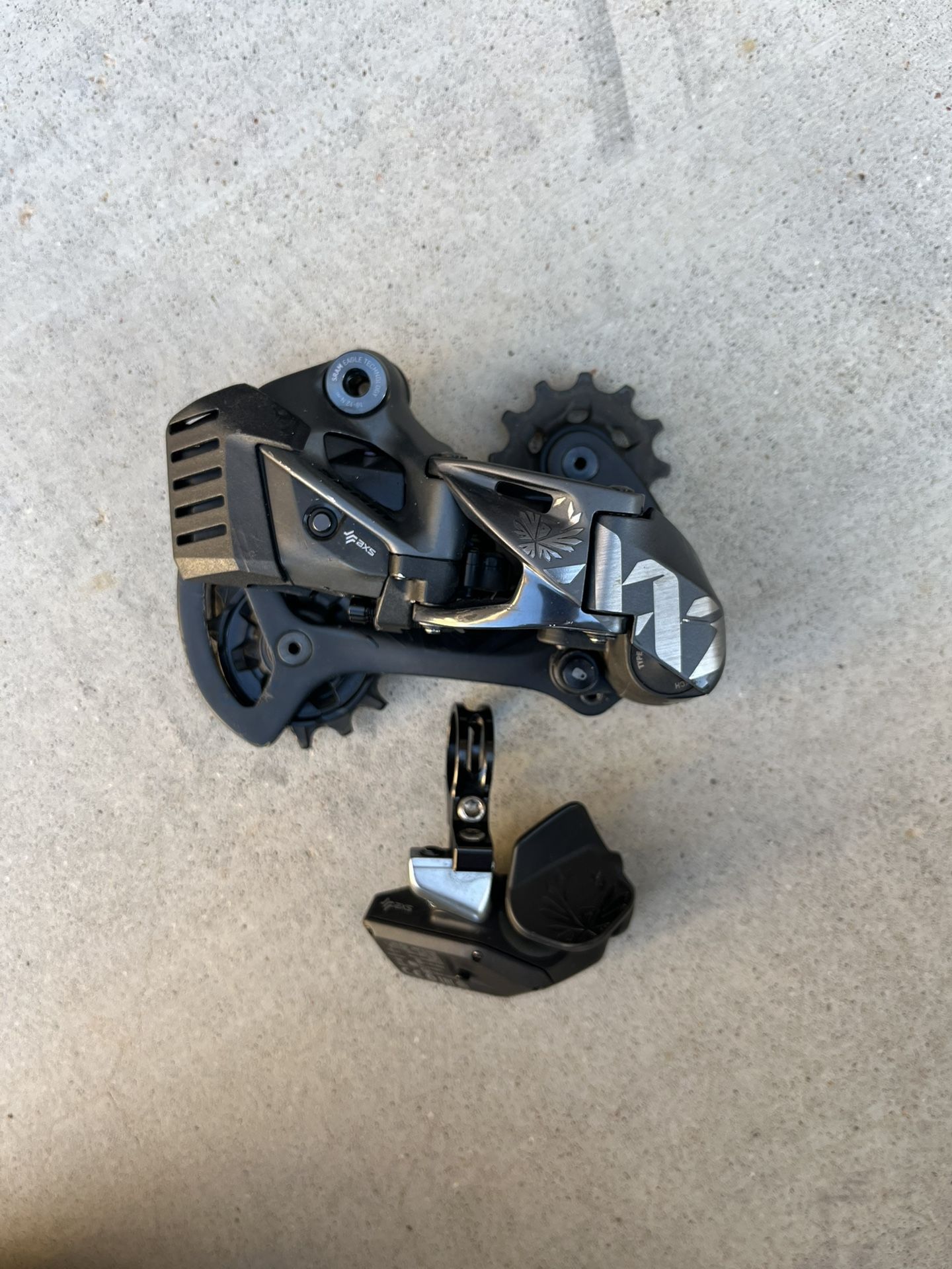 Sram XX1 axs derailleur, controller, and charger