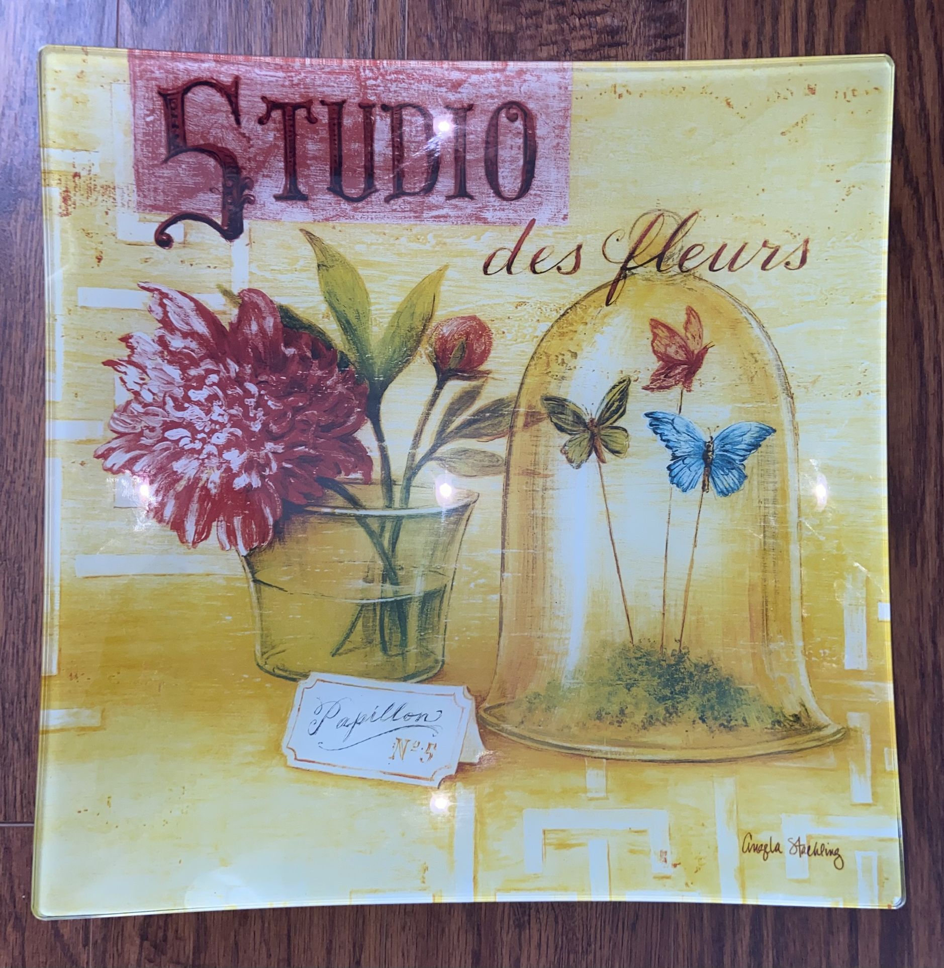 decorative art piece titled "Studio des Fleurs" by Angela Staehling.