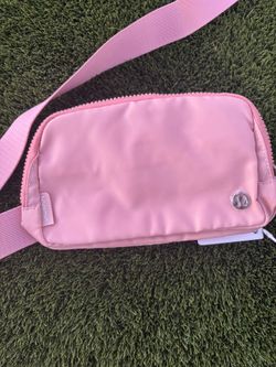 Lululemon bag 