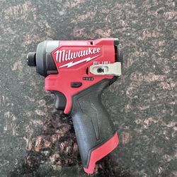 Milwaukee  Impact Drill