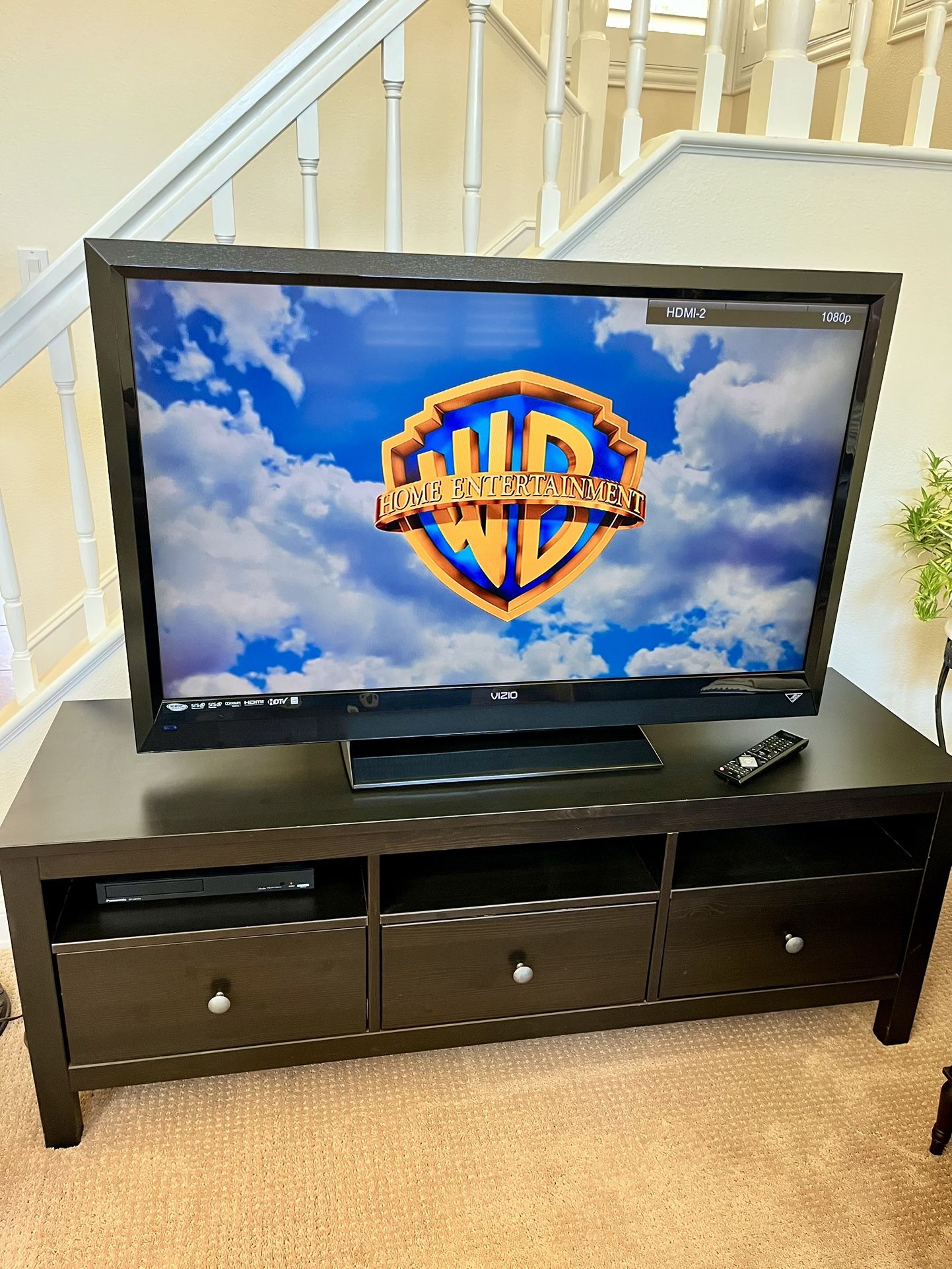 47” Vizio TV