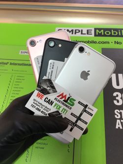 IPHONE 7 32GB UNLOCKED