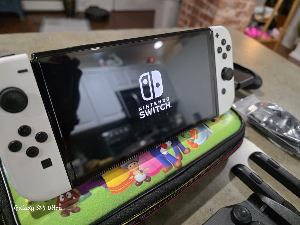 Trade Nintendo Switch Oled For XBOX SERIES X