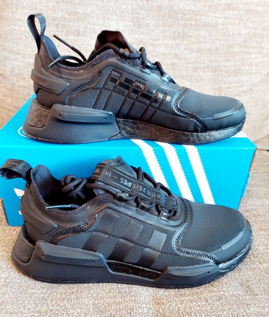 Size 8 Men's - Brand New Adidas NMD_V3 Shoes
