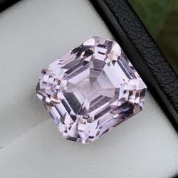 14.90 Carats Natural Kunzite Nice Cut Gemstone