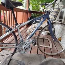 2007 Immaculate Trek hybrid 7000