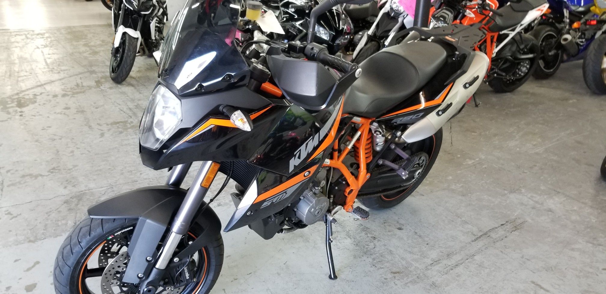 2013 ktm 990 smt abs