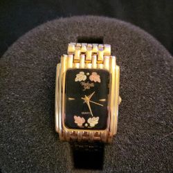 Blackhills Gold Watch 12k Leaves Black Face