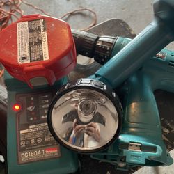 Makita 14.4 Volt Drill And Light