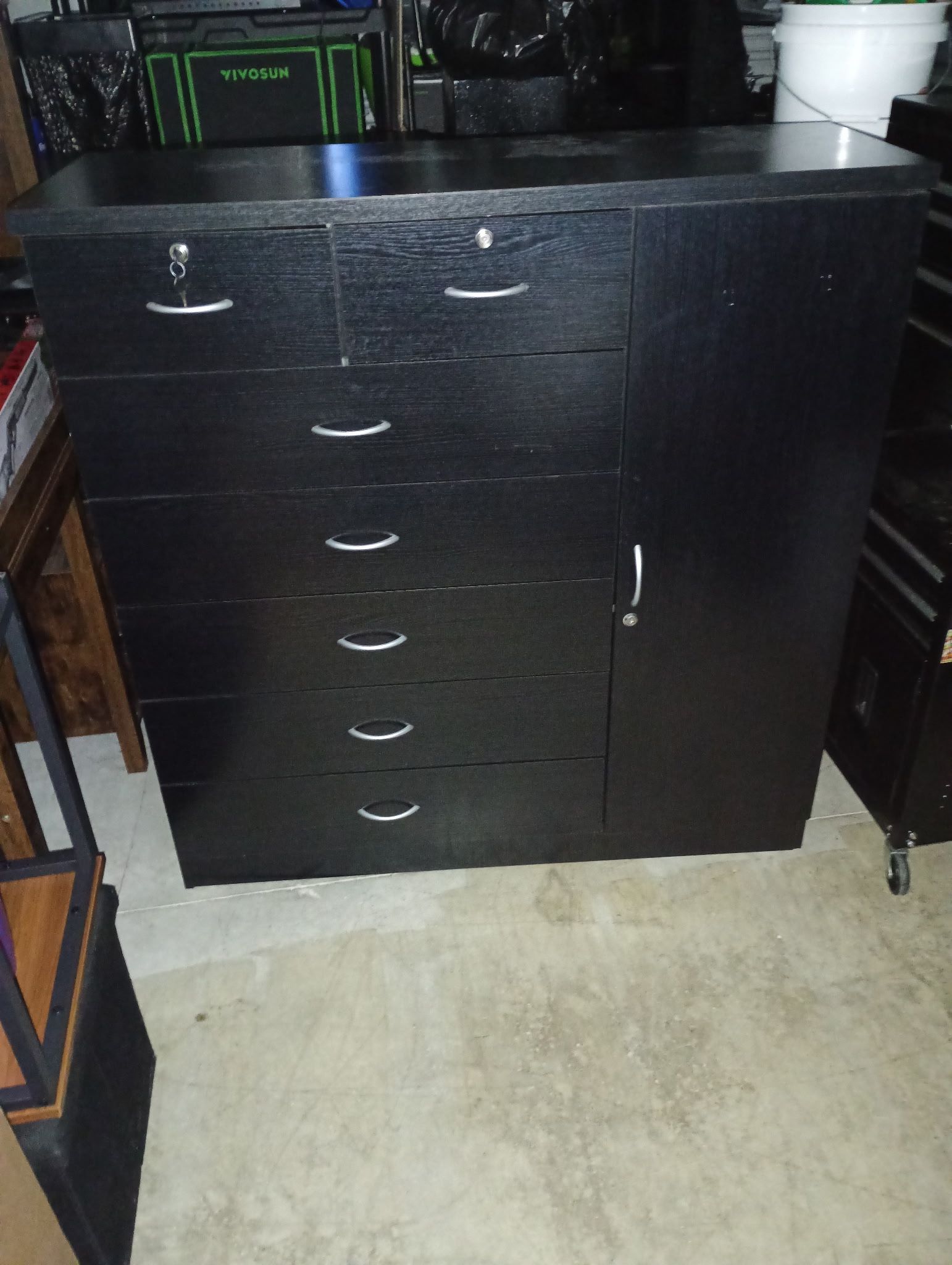 Black Bedroom Dresser