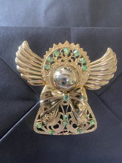 Gold Tone Angel Pin 