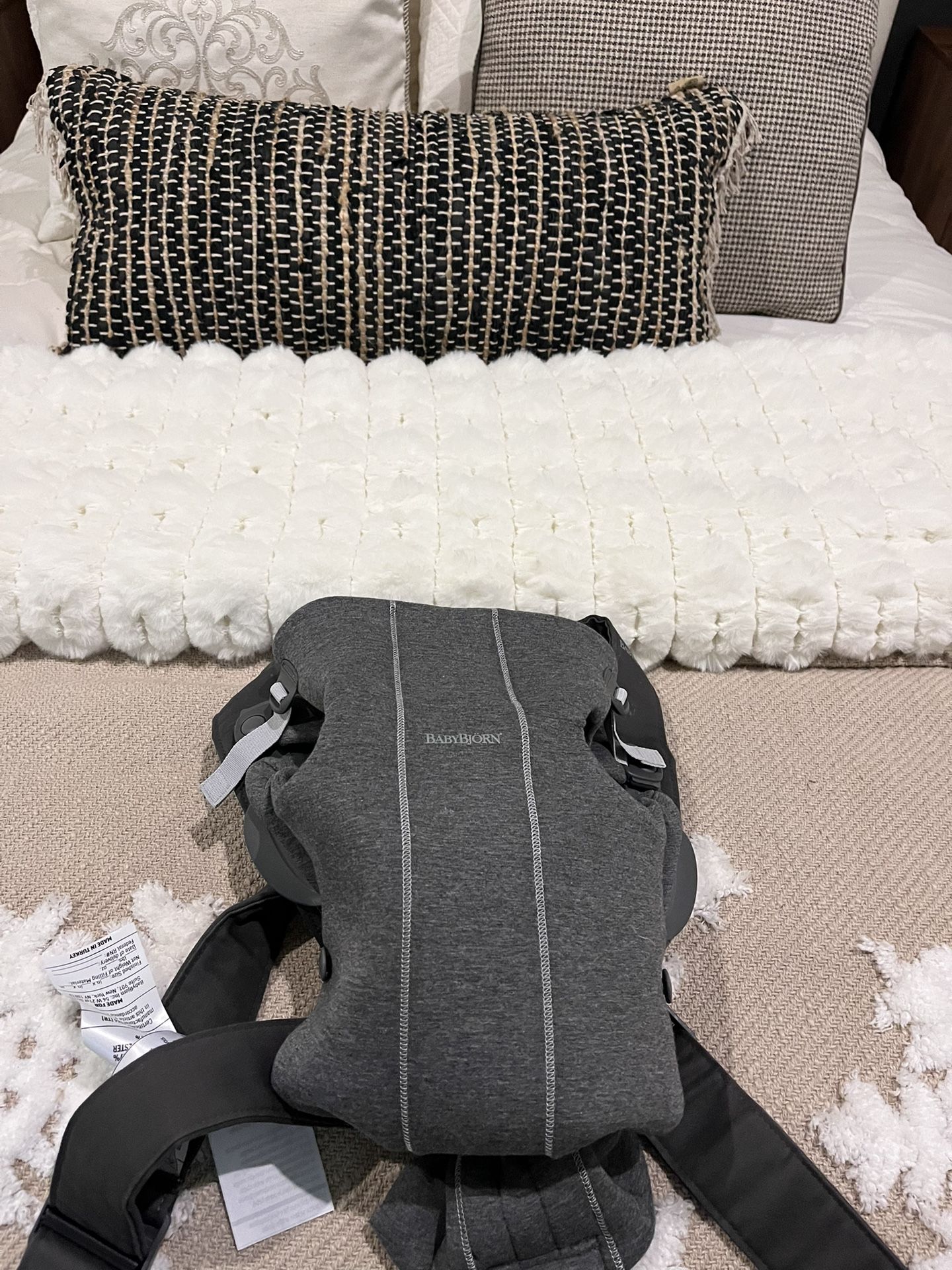 Bonjour baby carrier