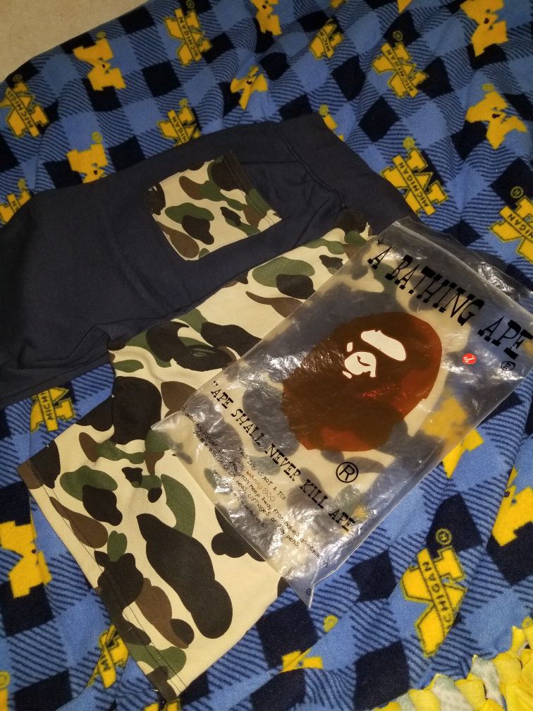 Large Bape shorts (New) comes with bag.
