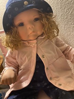 Master Piece Gallery Limited Edition Artist Doll