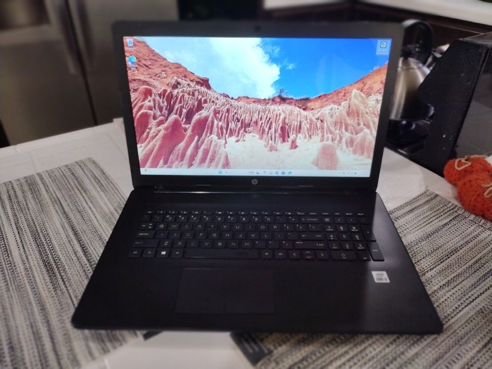 17in Hp Laptop** Windows 11