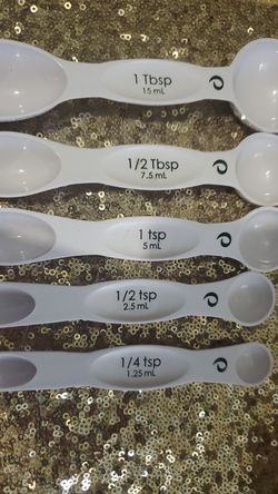 Measuring Spoons.